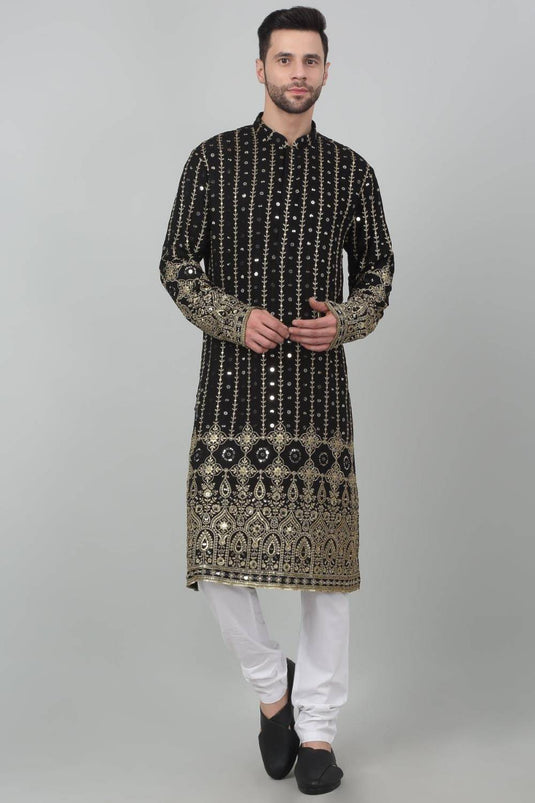 Jahanuma Mughal Embroidered Kurta Set