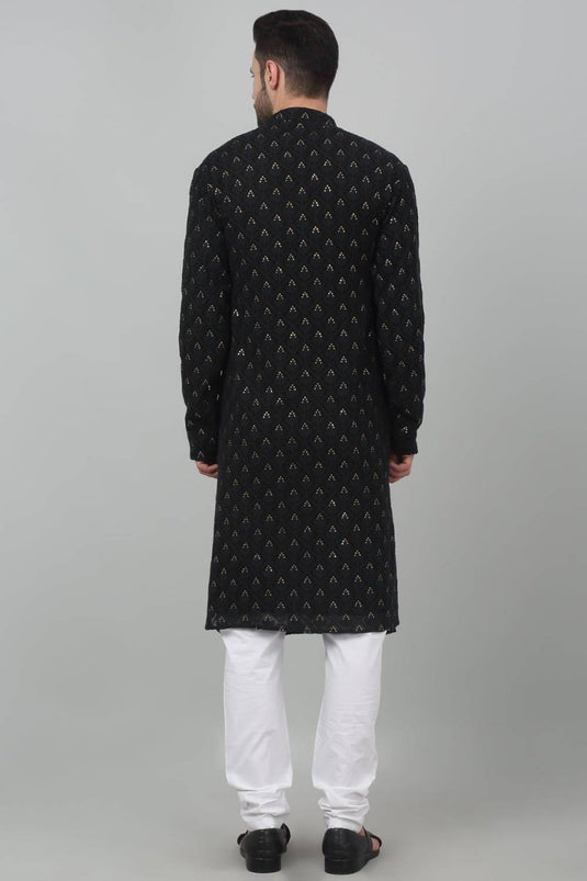 Jahaan Thread Embroidered Kurta Set