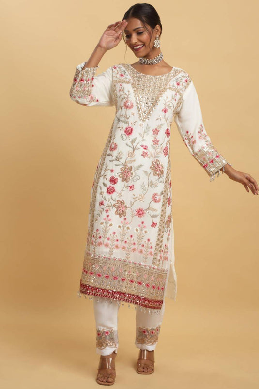 Floral Embroidered Kurta Set