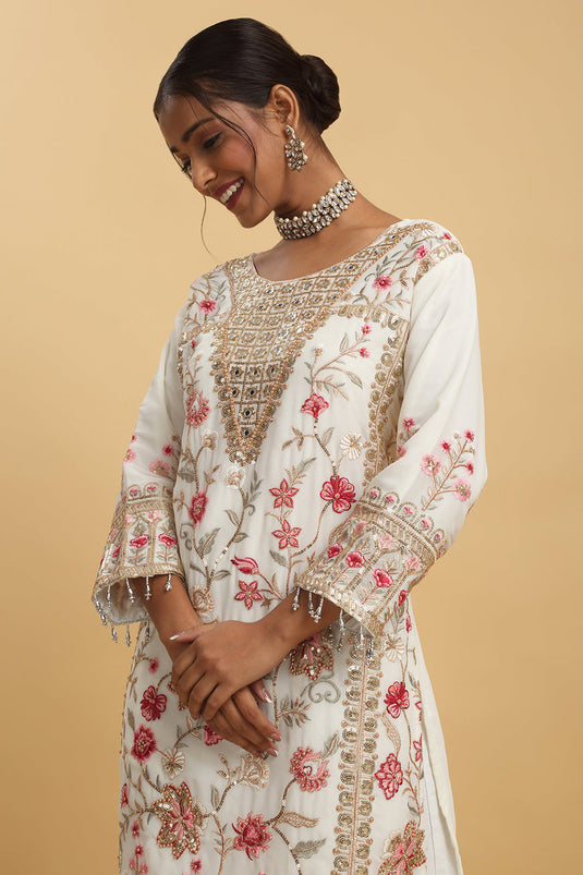 Floral Embroidered Kurta Set