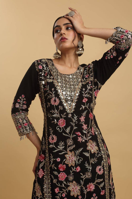 Floral Embroidered Work Kurta Set