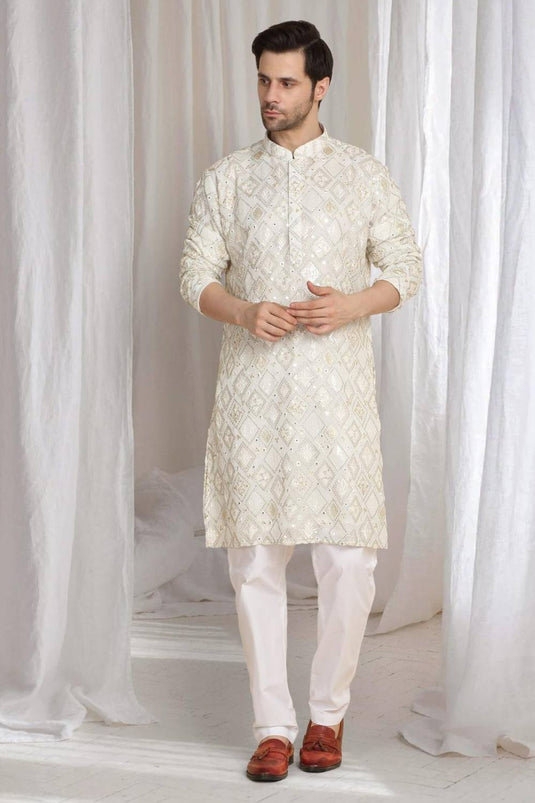 Asal Barfi Embroidered Kiurta set - Off White