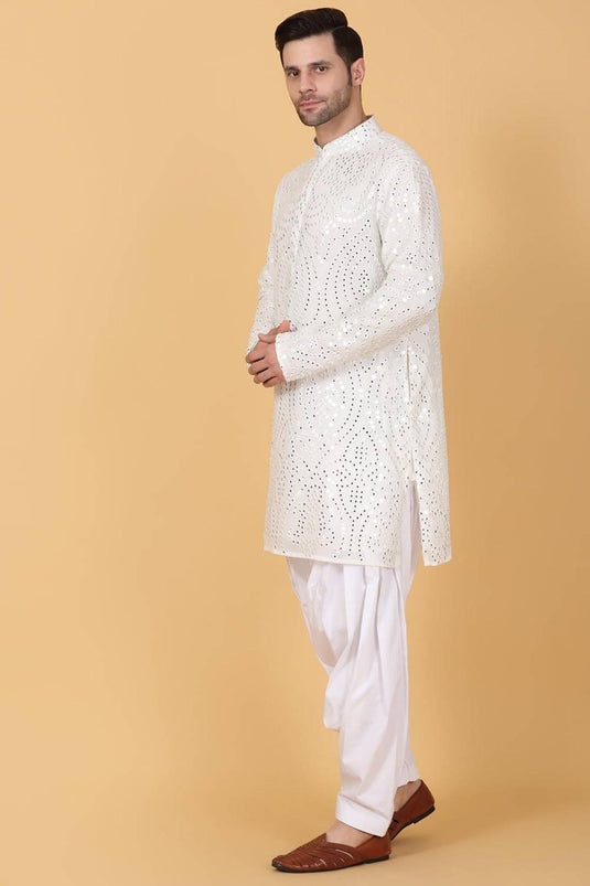 Jahaan Mirror Embroidery Work Kurta Set - White