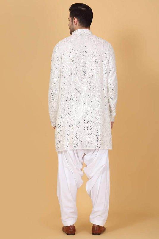 Jahaan Mirror Embroidery Work Kurta Set - White