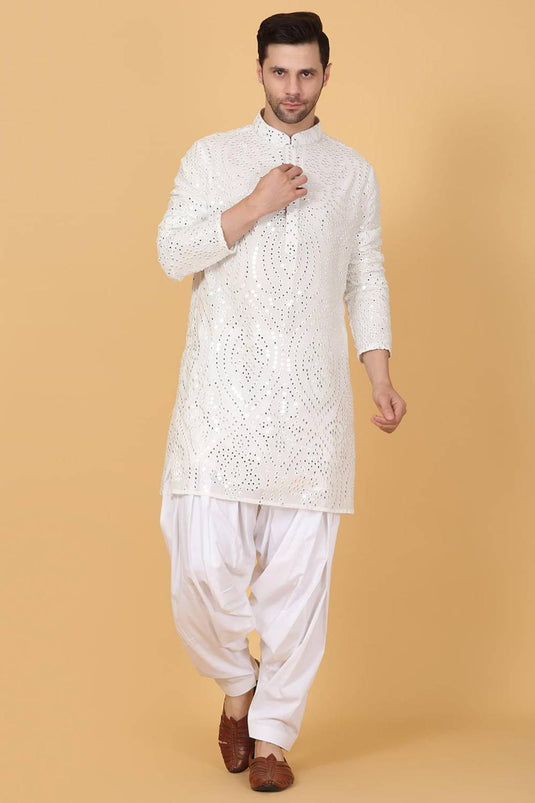 Jahaan Mirror Embroidery Work Kurta Set - White