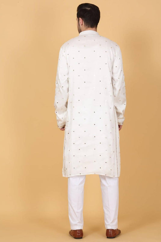 Zari Mirror Embroidered Kurta Set
