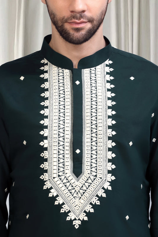 Classic  Embroidered Kurta With Back Elastic Pants
