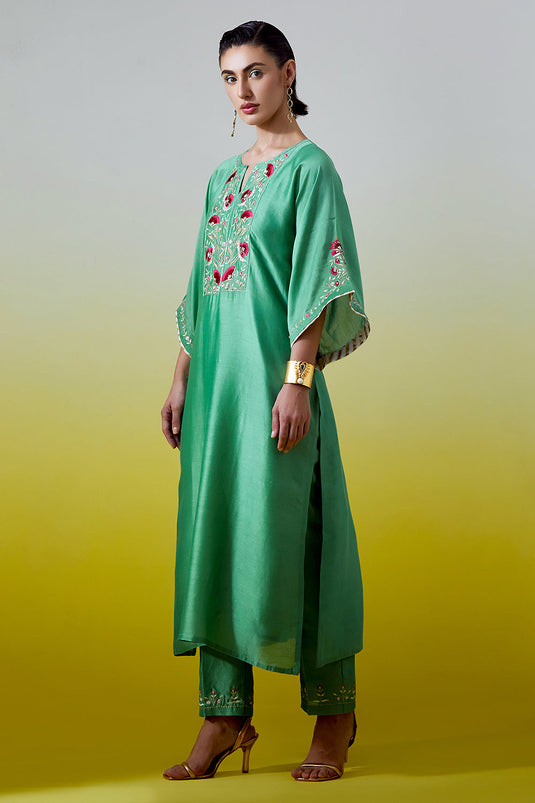 Green Kaftan styke kurta with pant