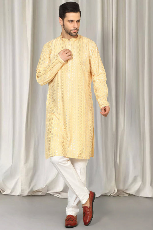 Harshollas  Embroidered Kurta  With Back Elastic Pants