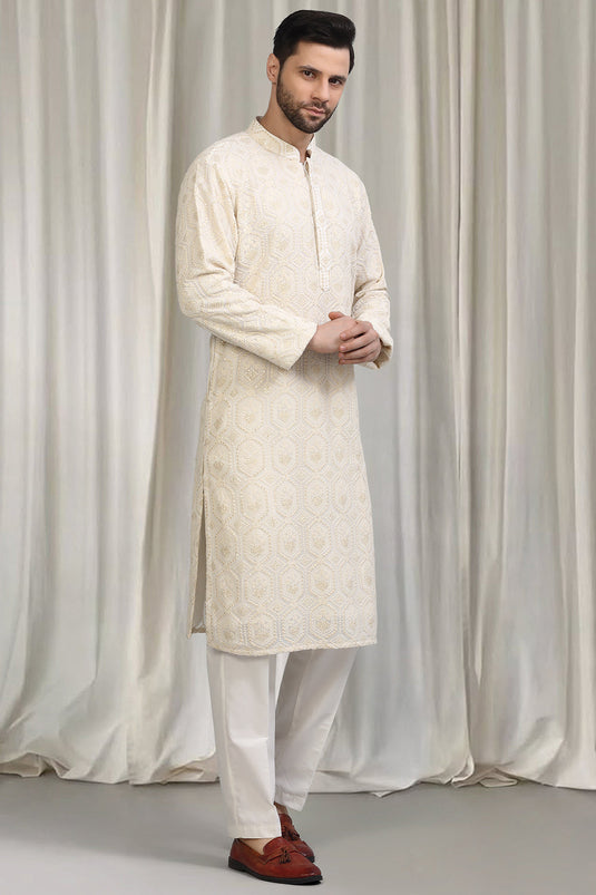 Jashne- Khaas Embroidered Kurta With Back Elastic Pants