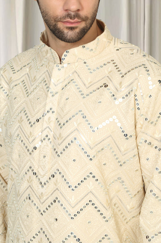 Krishna Mirror Embroidered Kurta With Back Elastic Pants