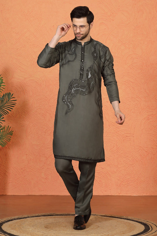 Mehfil-E-Khaas  Embroidered Kurta Set with Back Elastic Pants
