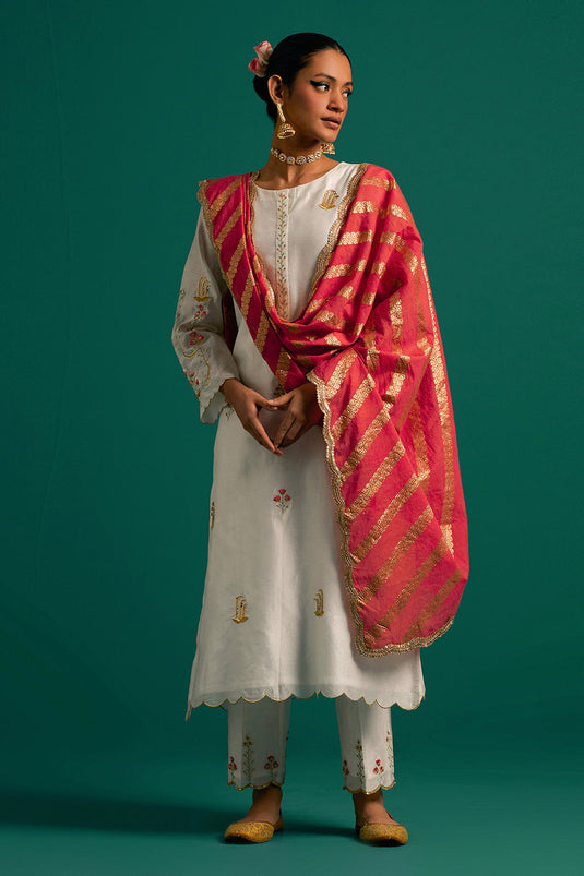 Off White hand embroidered silk chanderi kurta and pant Set with dark pink chanderi dupatta