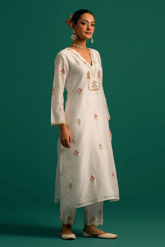 Off White V neck hand embroidered silk chanderi kurta set