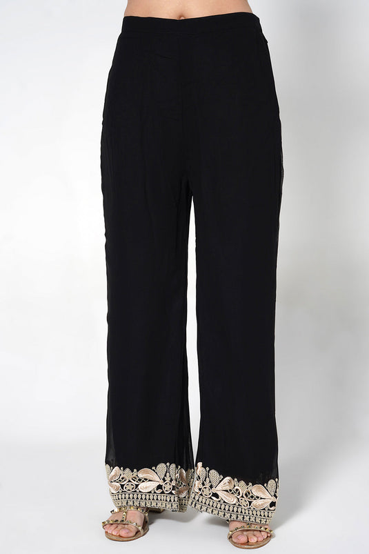 Ornate Floral Black Kurta Set With Embroidery And Scalloped Borders