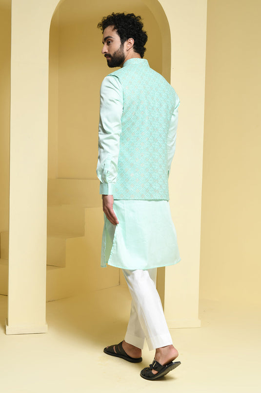 Pastel green Kurta Pants with complimenting silk jacket