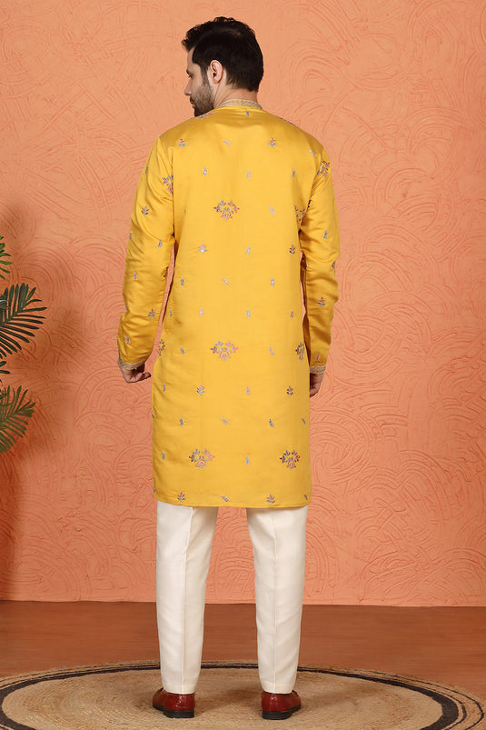 Pushp Gram Embroidered Kurta with  Back Elastic Pants