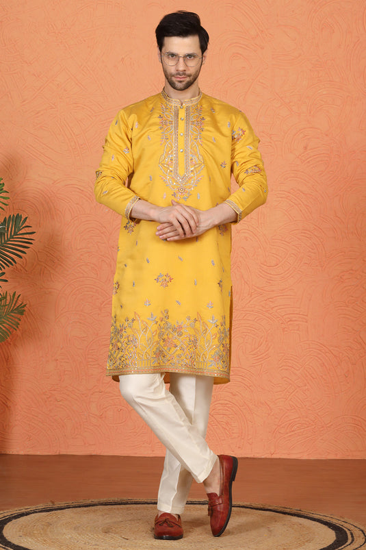 Pushp Gram Embroidered Kurta with  Back Elastic Pants
