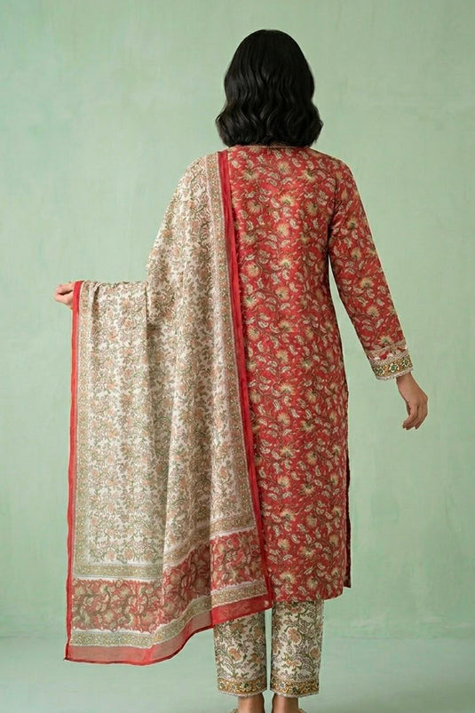 Red allover kurta set paired with white gadh dupatta