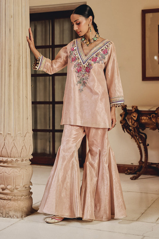 Rose Gold Gulnaz