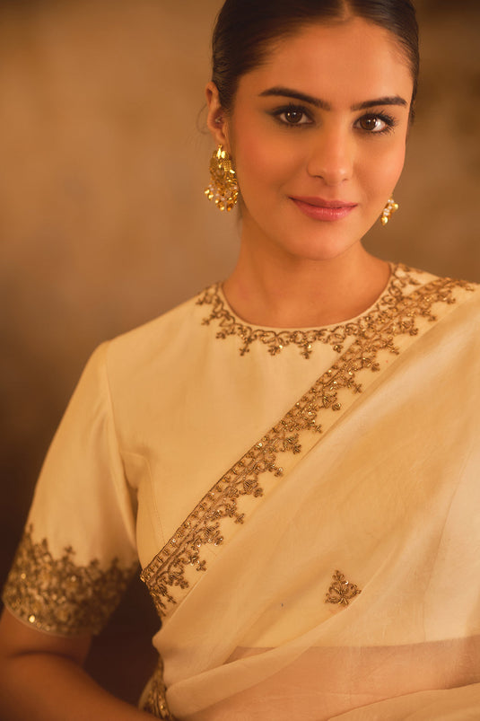 Tajra Off-White Organza Saree With Zero-Neck Blouse