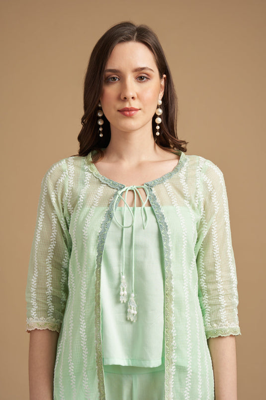 3 Pis Outfit Which Has Inner Jacket And Pant