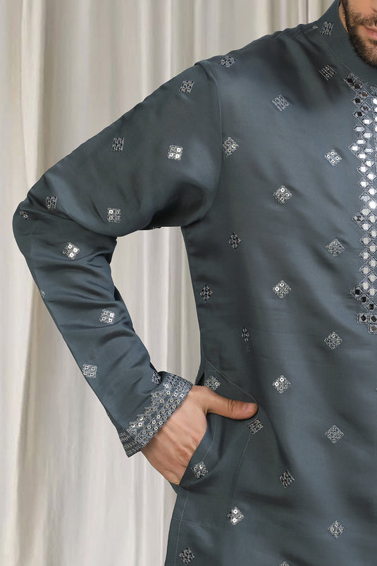 Tyohaar Mirror Embroidered Detail Kurta Set With Dupatta And Pants