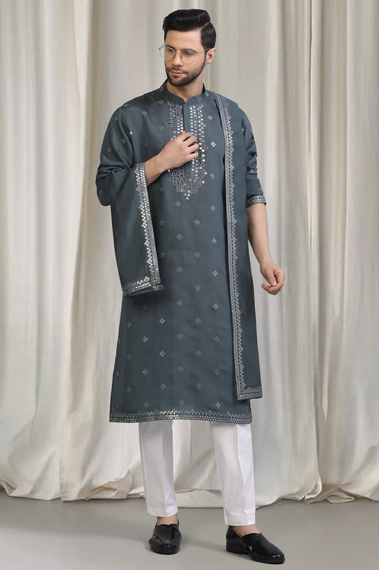 Tyohaar Mirror Embroidered Detail Kurta Set With Dupatta And Pants