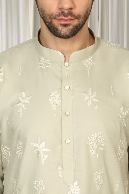 Upwan  Embroidered Kurta Back Elastic Pants