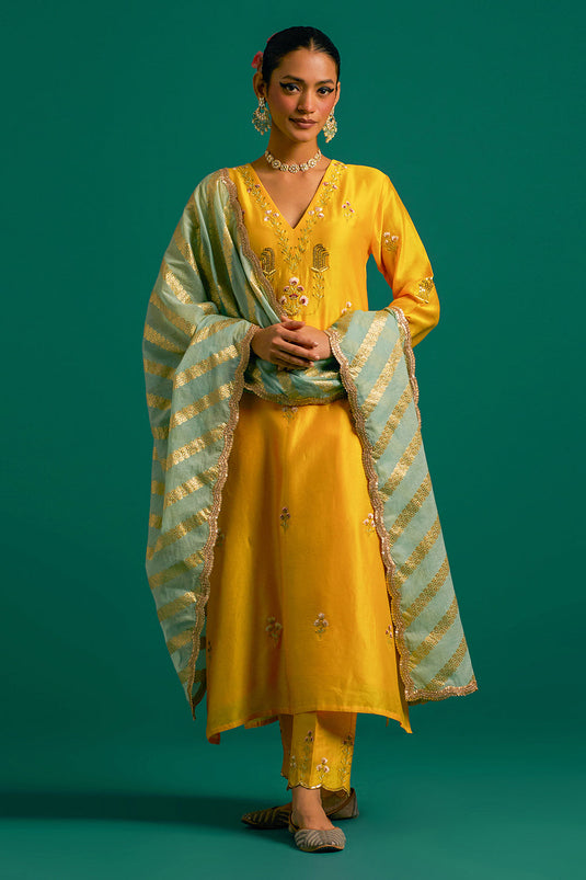 Yellow V neck hand embroidered silk chanderi kurta set with green chanderi dupatta